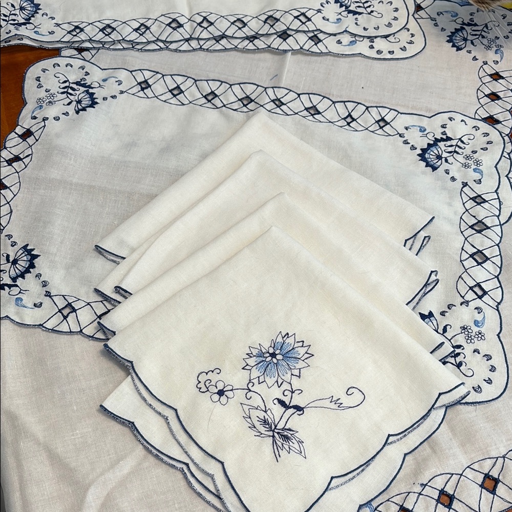 Vintage blue and white floral cotton hand sewn table linen bundle